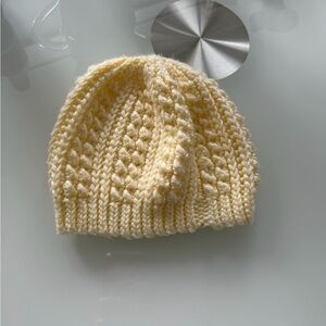 Woman’s Pearl Coloured Hand Knit Beanie